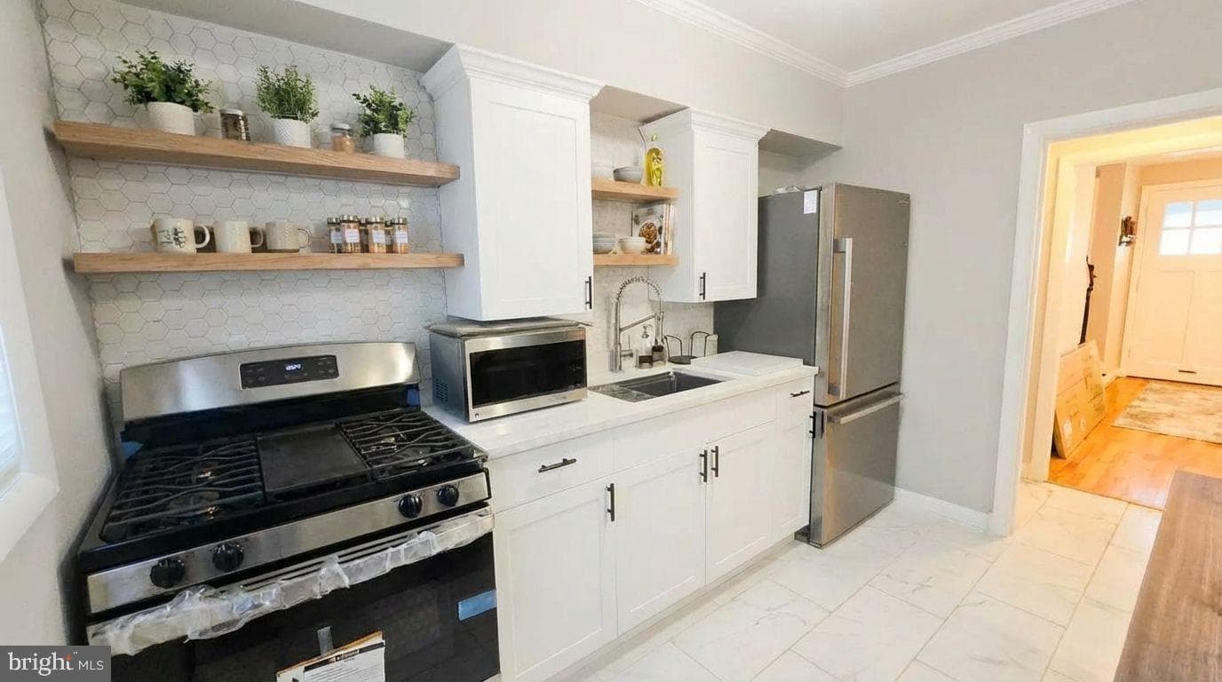 5020 Ready Avenue photo 7