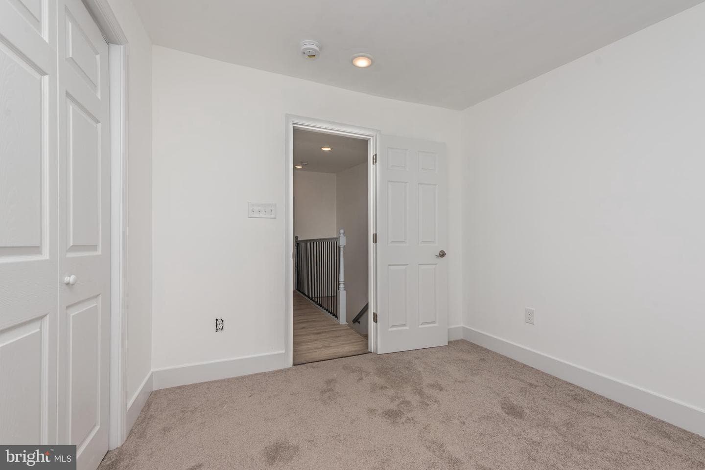 1007 N Mount Street photo 20