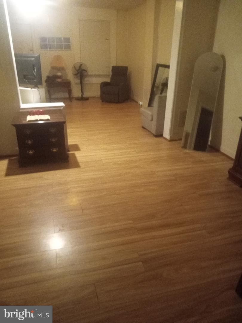 2453 Washington Boulevard photo 18