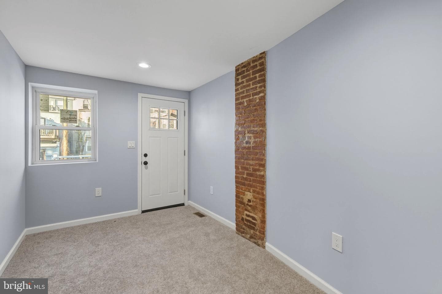 1618 N Regester photo 19