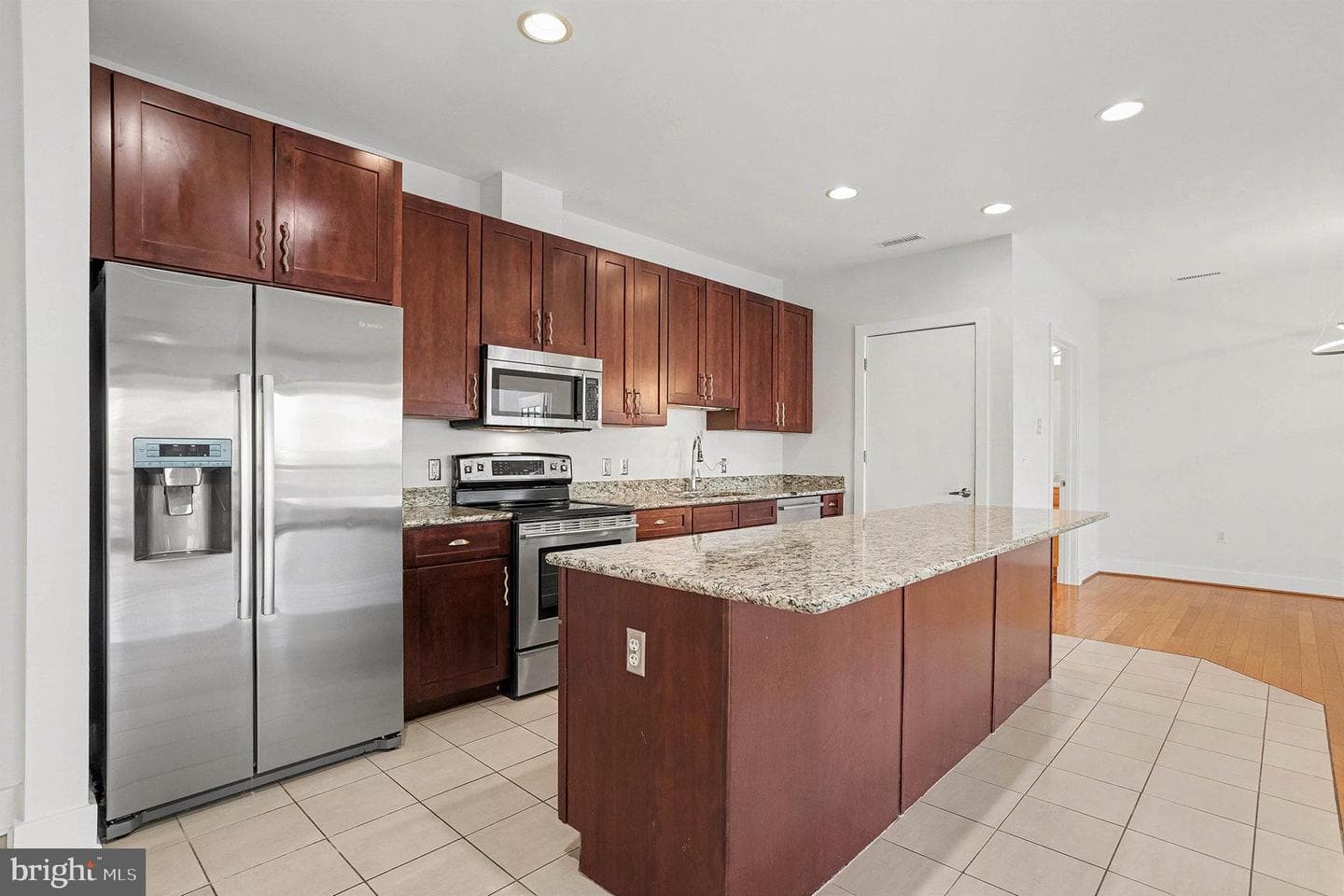 2772 Lighthouse Point E #201 photo 3