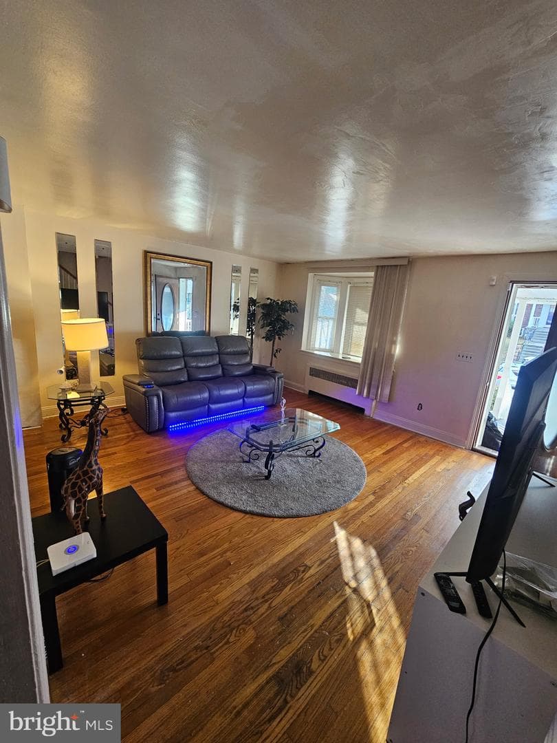 3915 Ednor Road photo 3