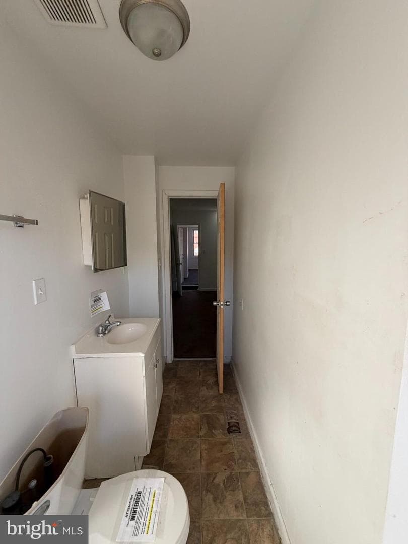 2434 Etting Street photo 40