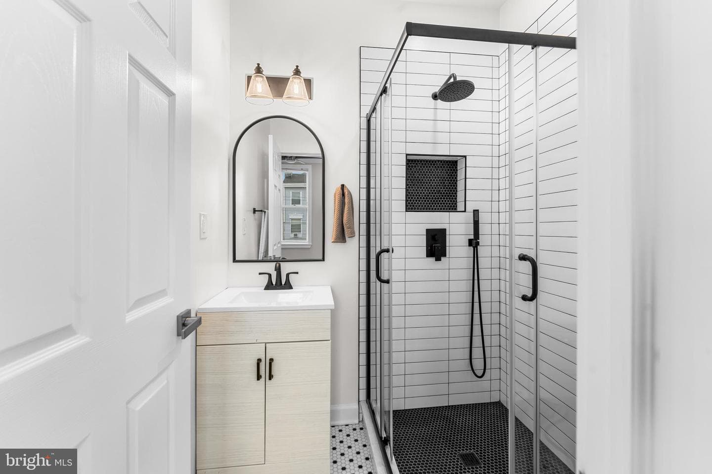 1003 W Fayette Street photo 59