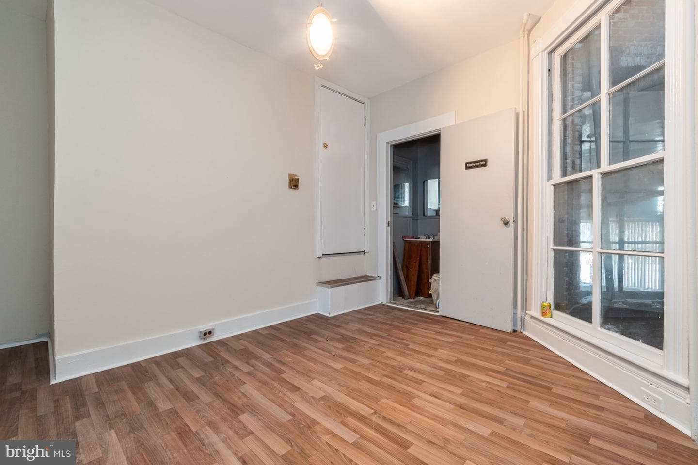 2273 Reisterstown Rd photo 9