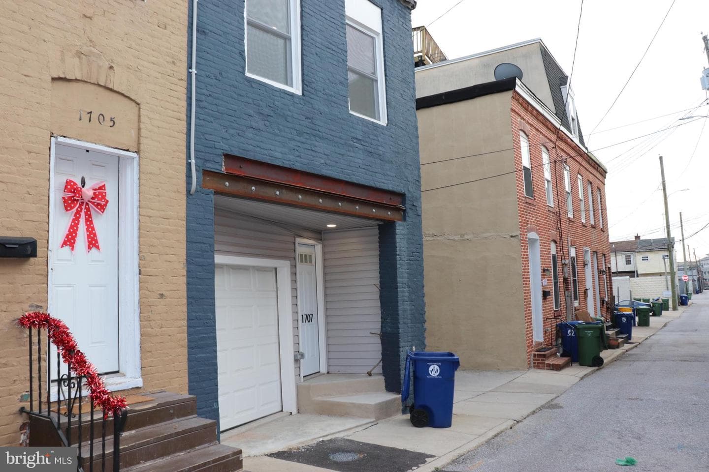 1707 Marshall Street photo 3