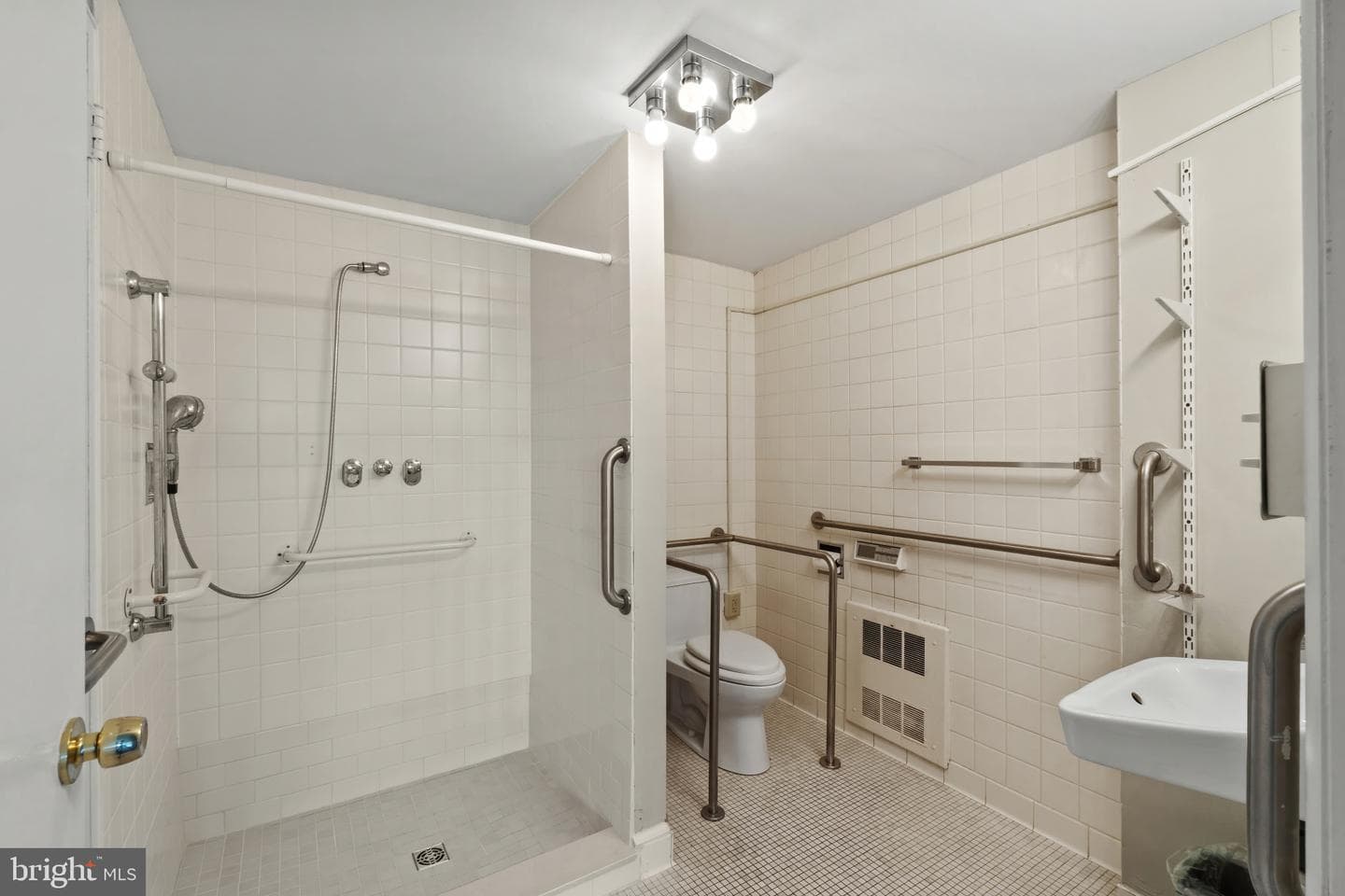 7121 Park Heights Avenue #603 photo 21