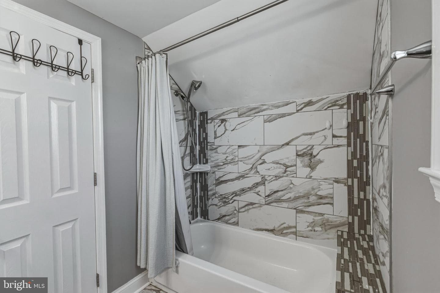 3807 Frankford Avenue photo 37