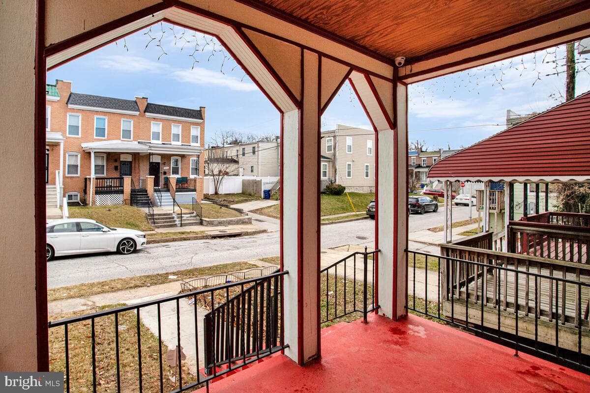 5204 Ivanhoe Avenue photo 3