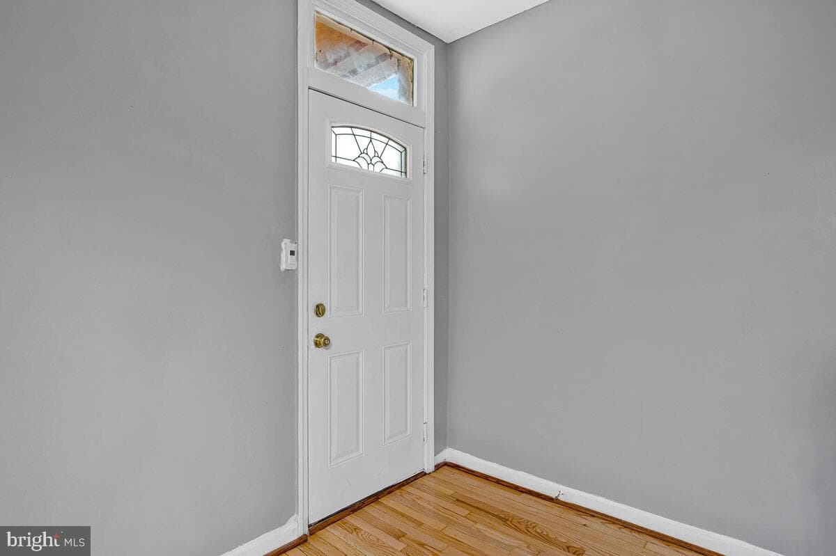 5204 Ivanhoe Avenue photo 5