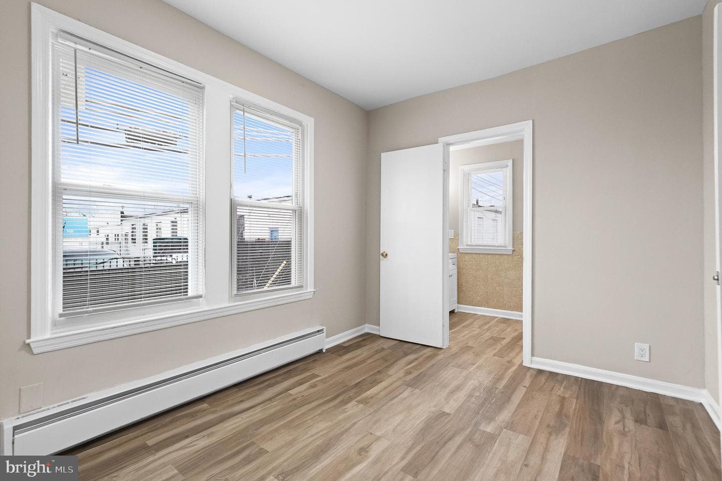 4206 Furley Avenue photo 26