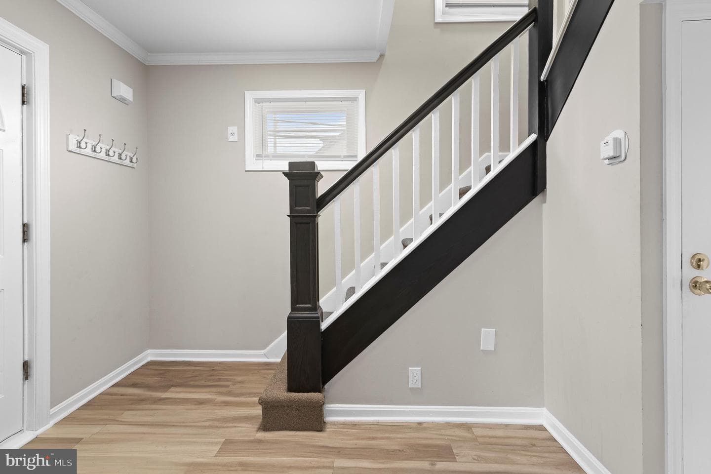 4206 Furley Avenue photo 3