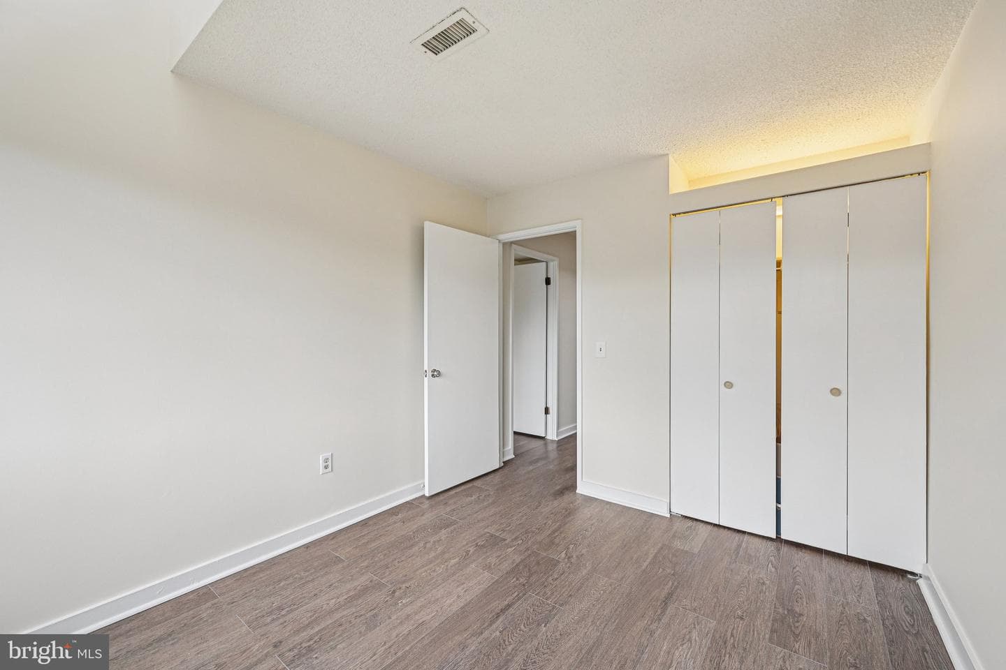 2303 Bayleaf Court photo 21