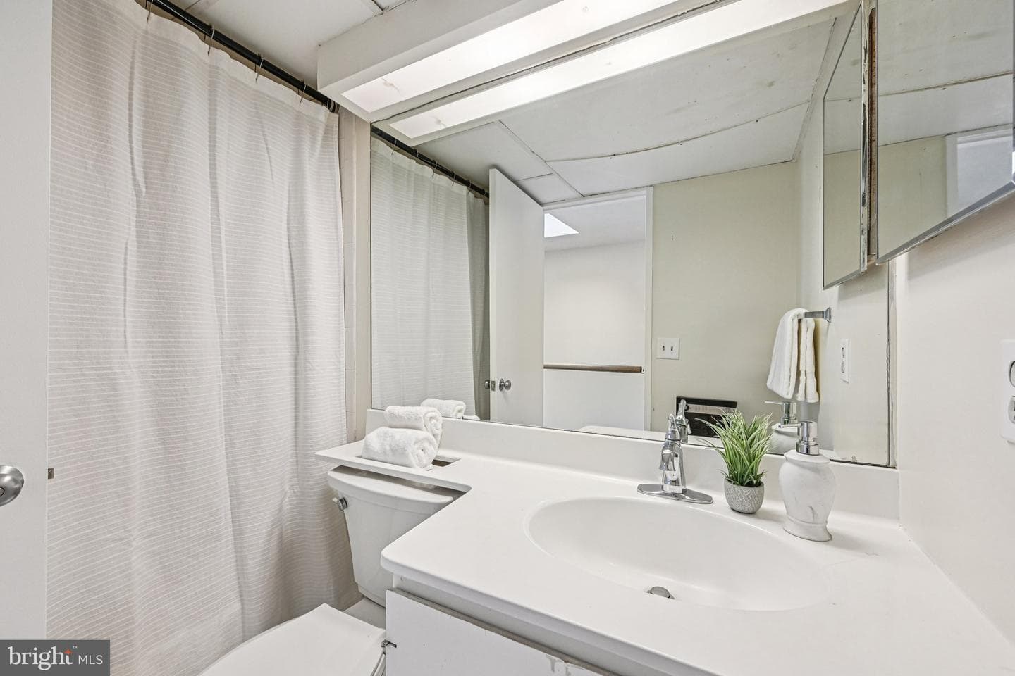 2303 Bayleaf Court photo 25