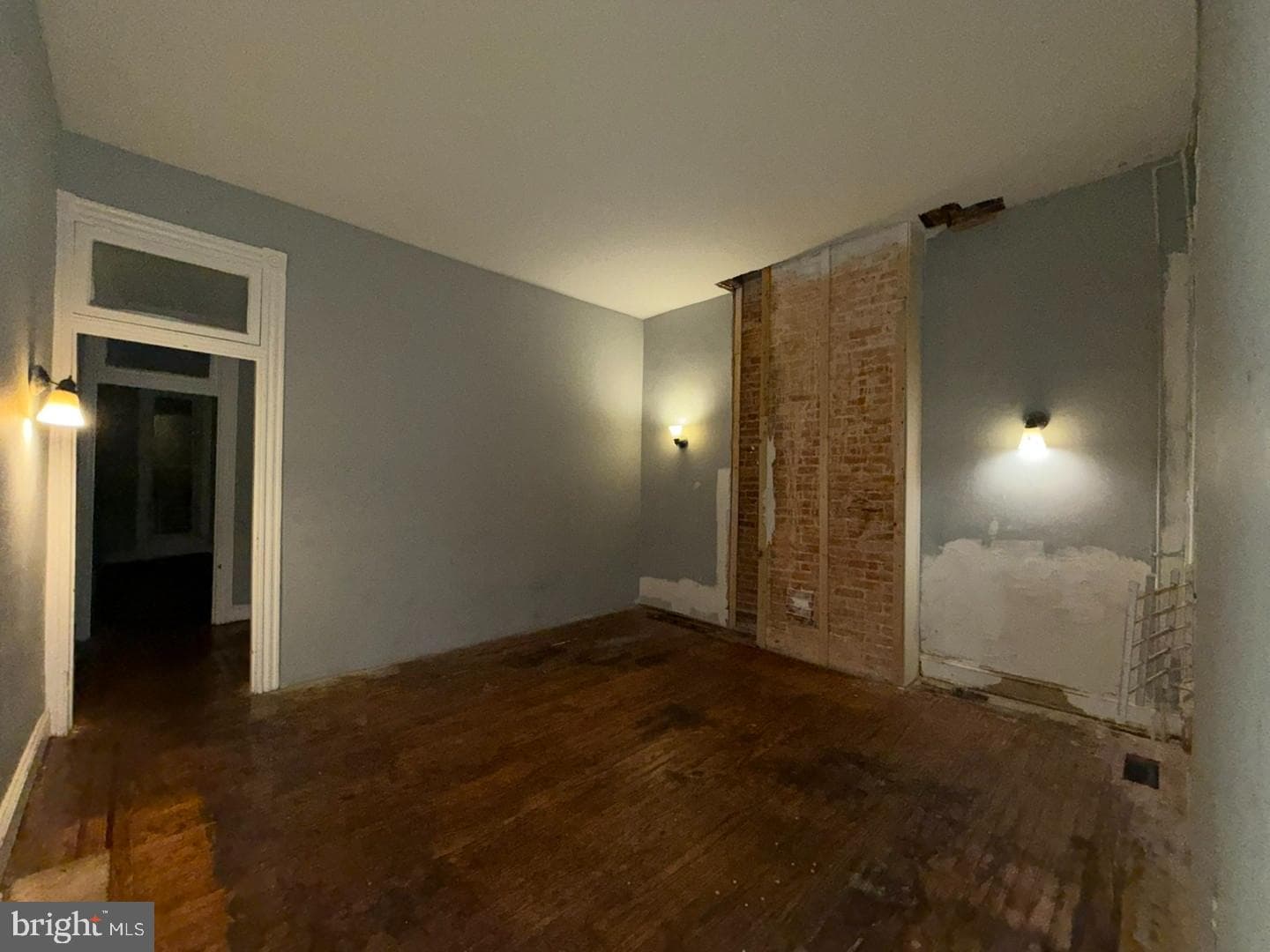 2449 Woodbrook Avenue photo 7