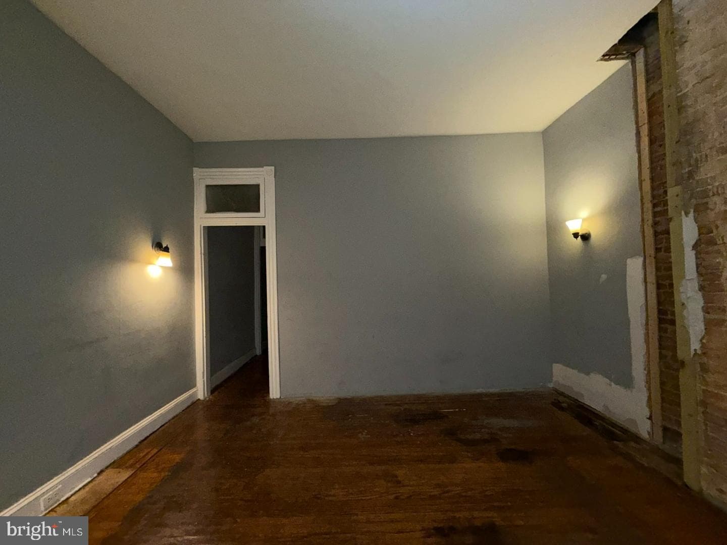 2449 Woodbrook Avenue photo 8