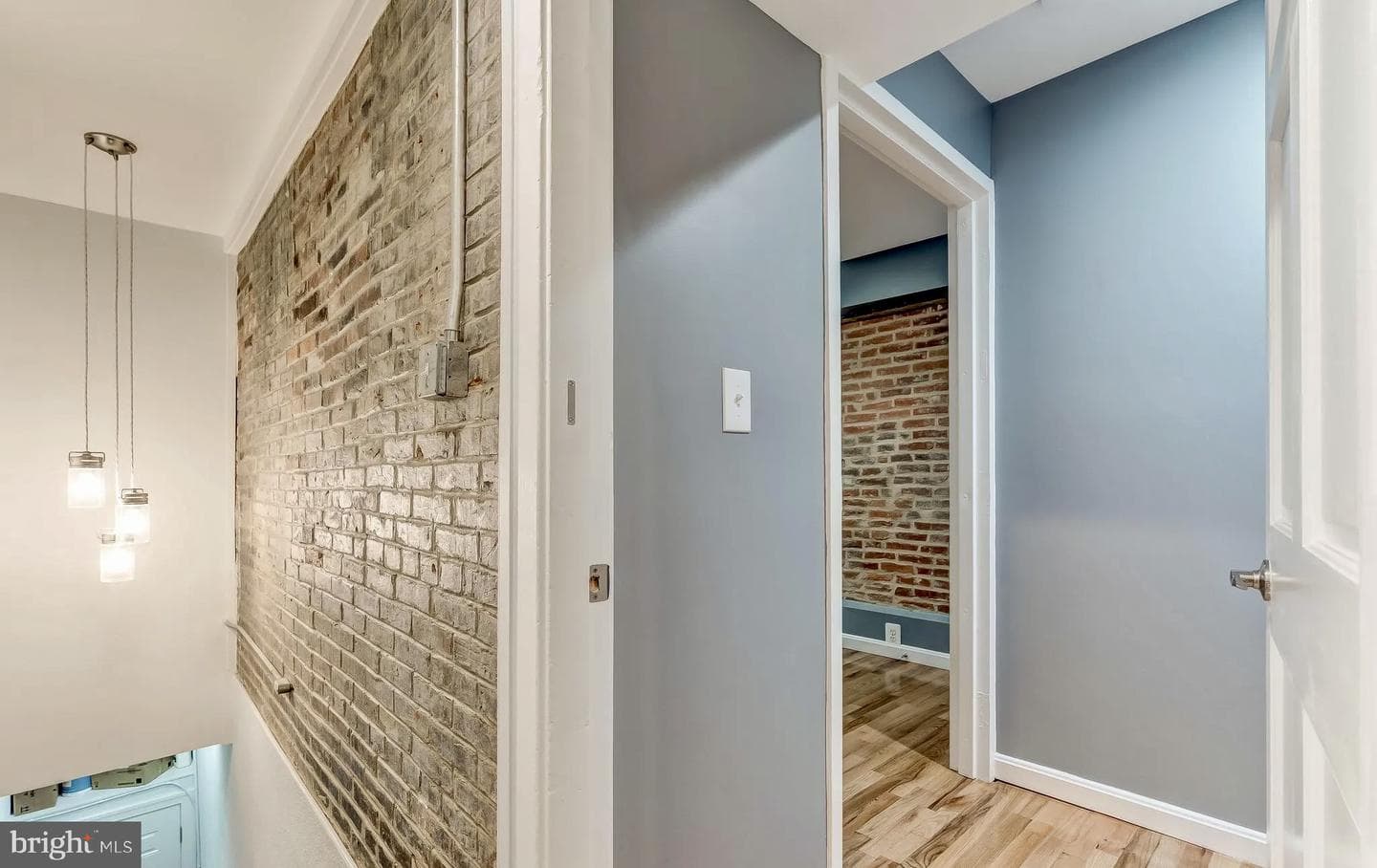 1049 S Charles Street photo 24