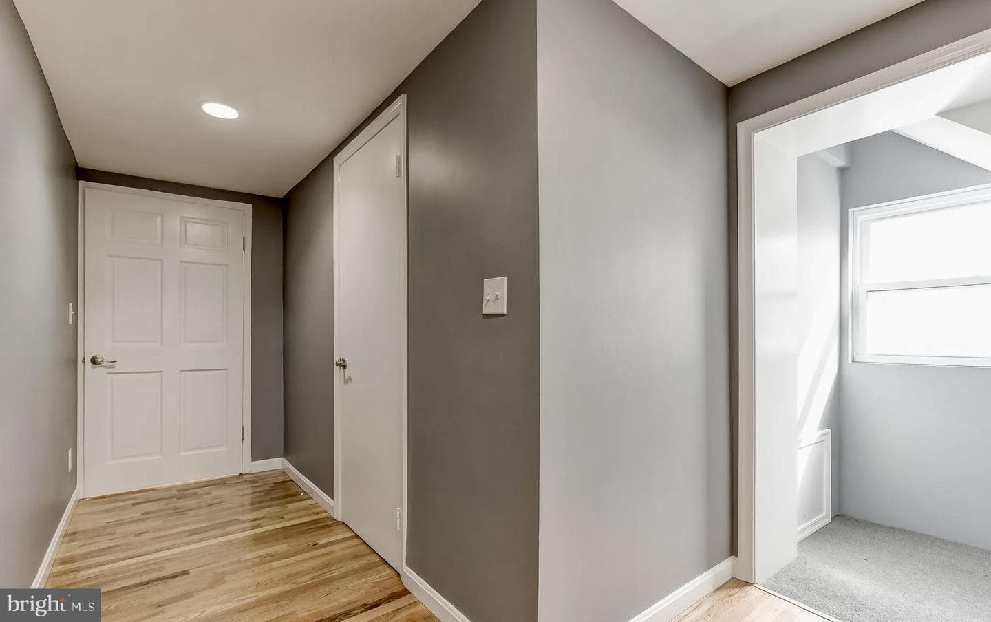 1049 S Charles Street photo 25
