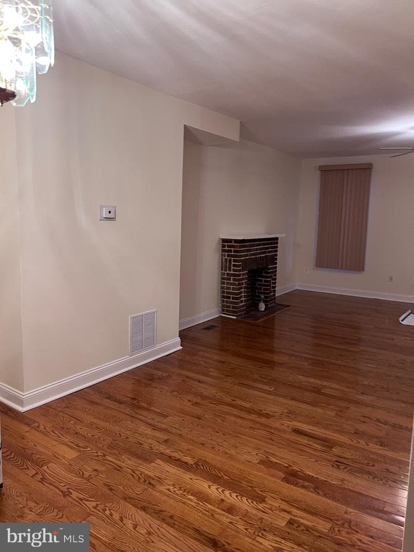 1634 Chilton Street photo 3