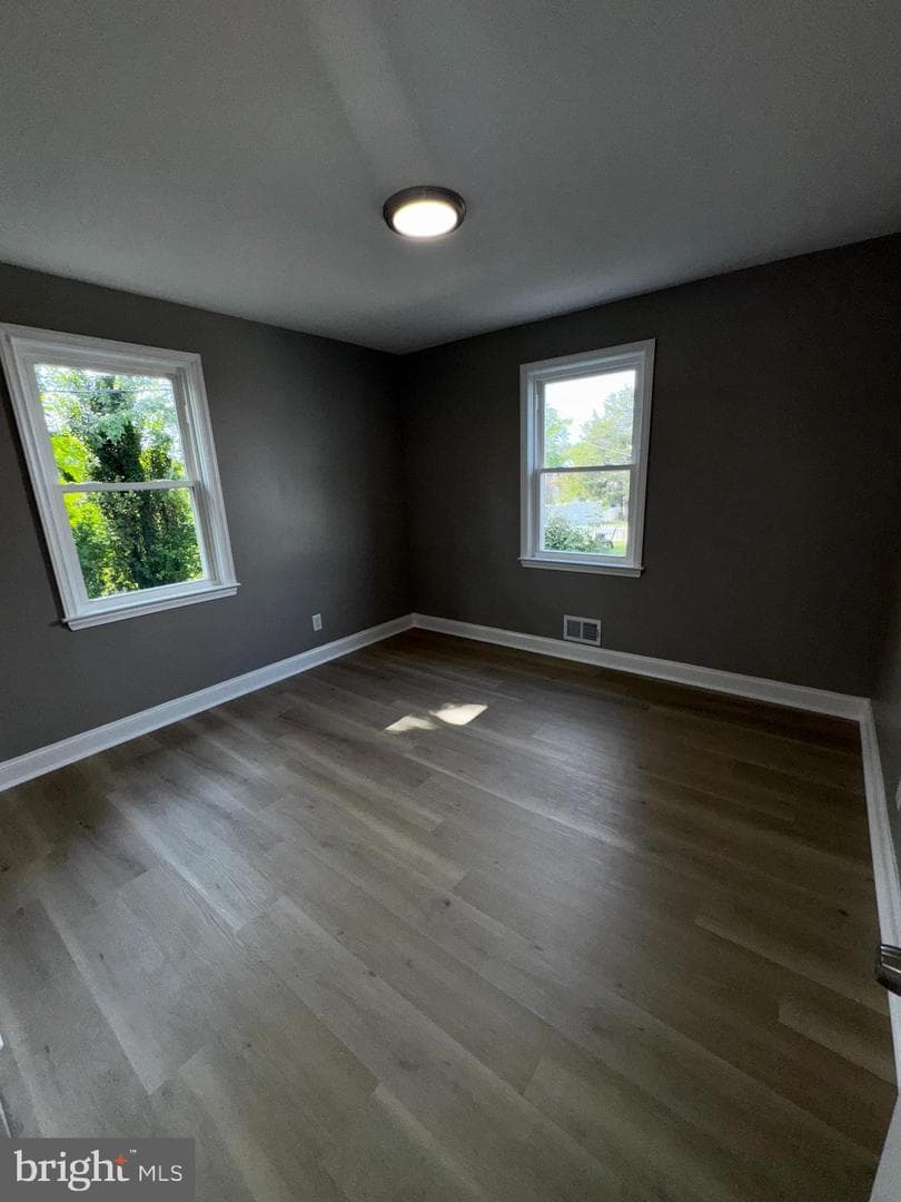 3519 Royston Avenue photo 11