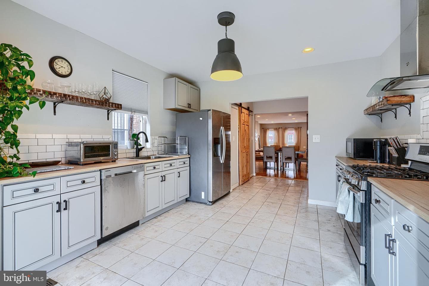 1711 Hollins Street photo 19