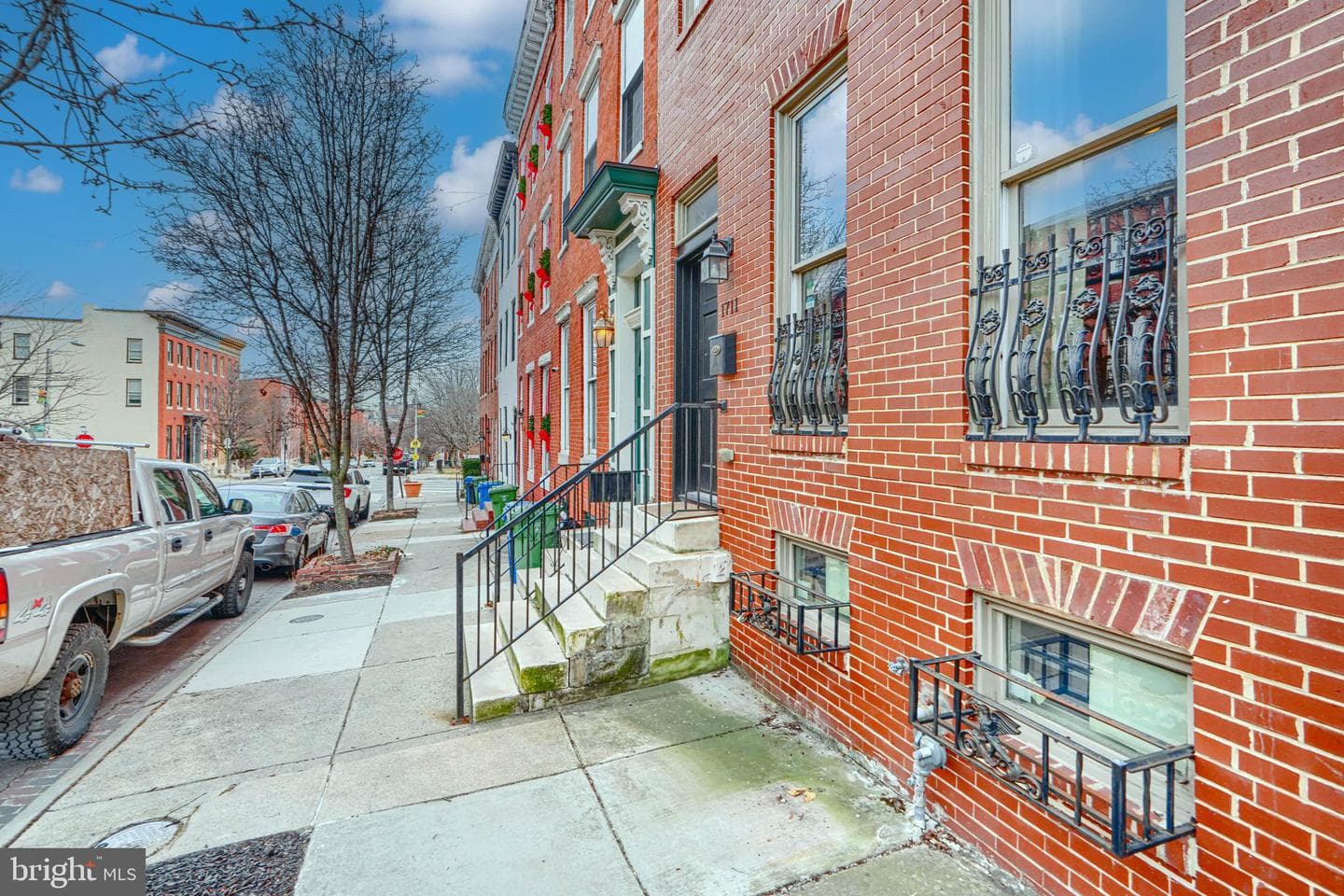 1711 Hollins Street photo 2