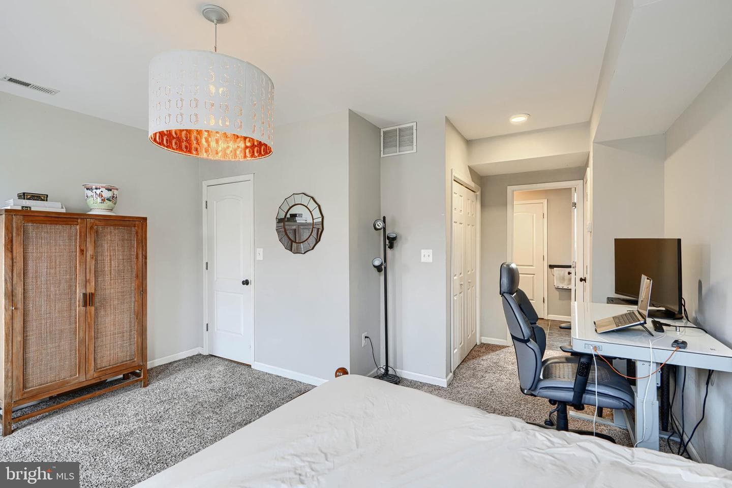 1711 Hollins Street photo 34