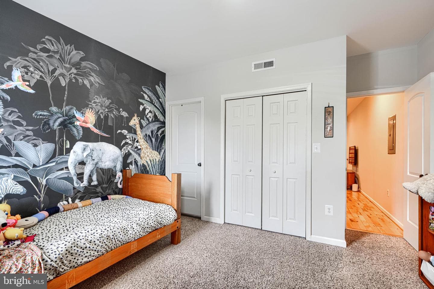 1711 Hollins Street photo 37