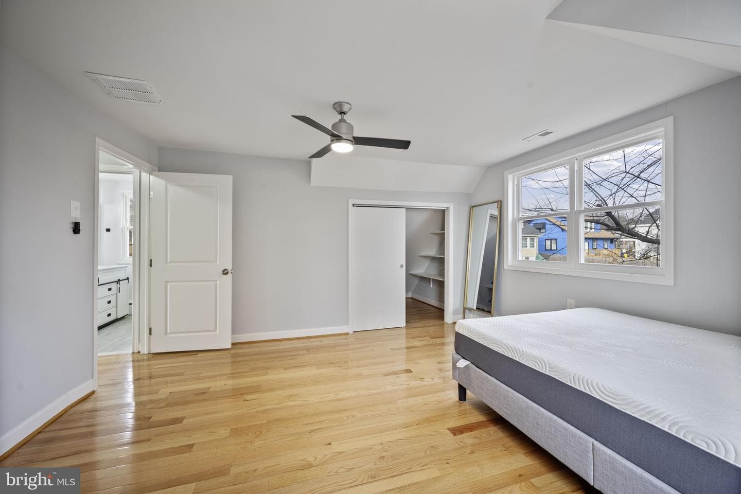 4001 Parkwood Avenue photo 36