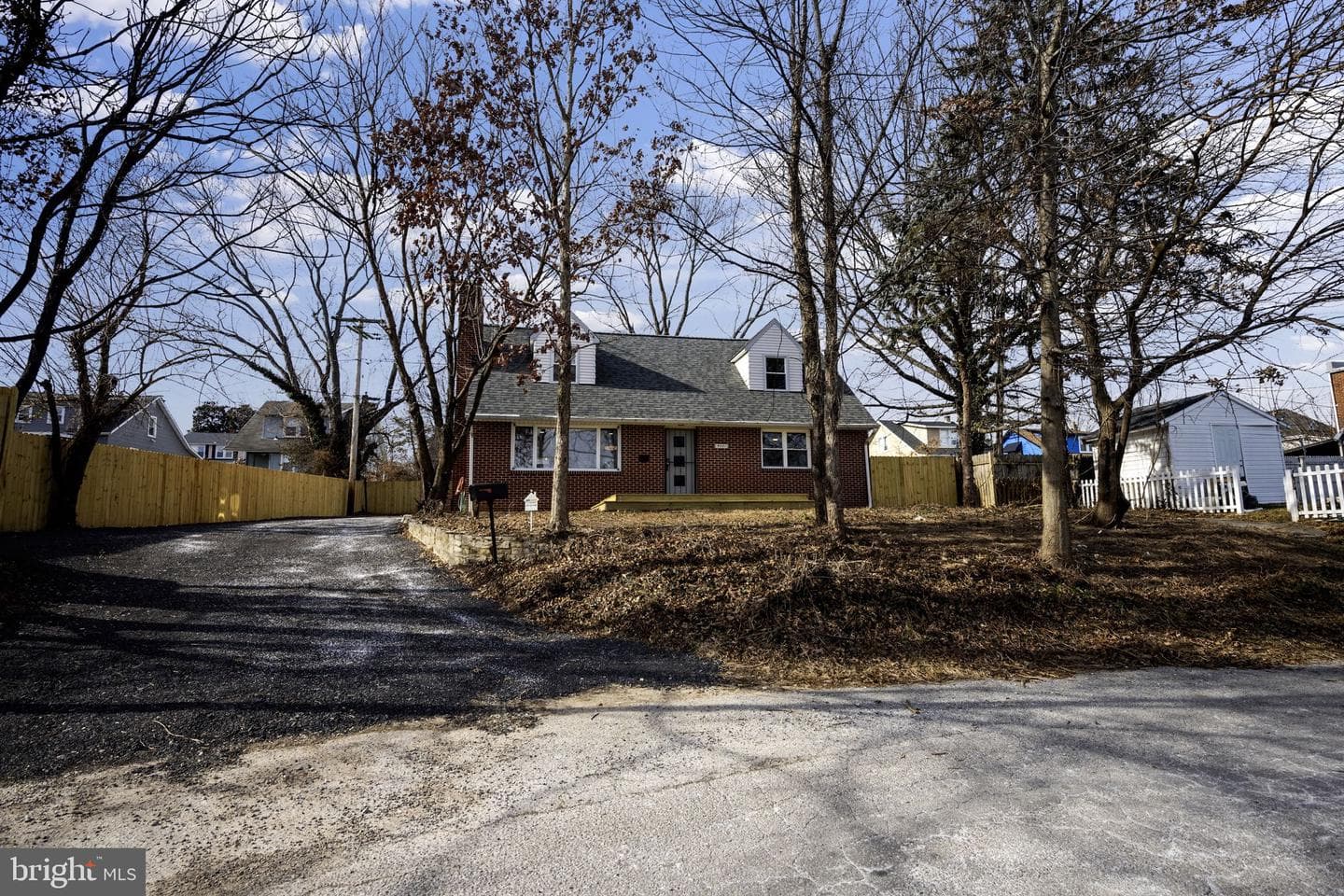 4001 Parkwood Avenue photo 64