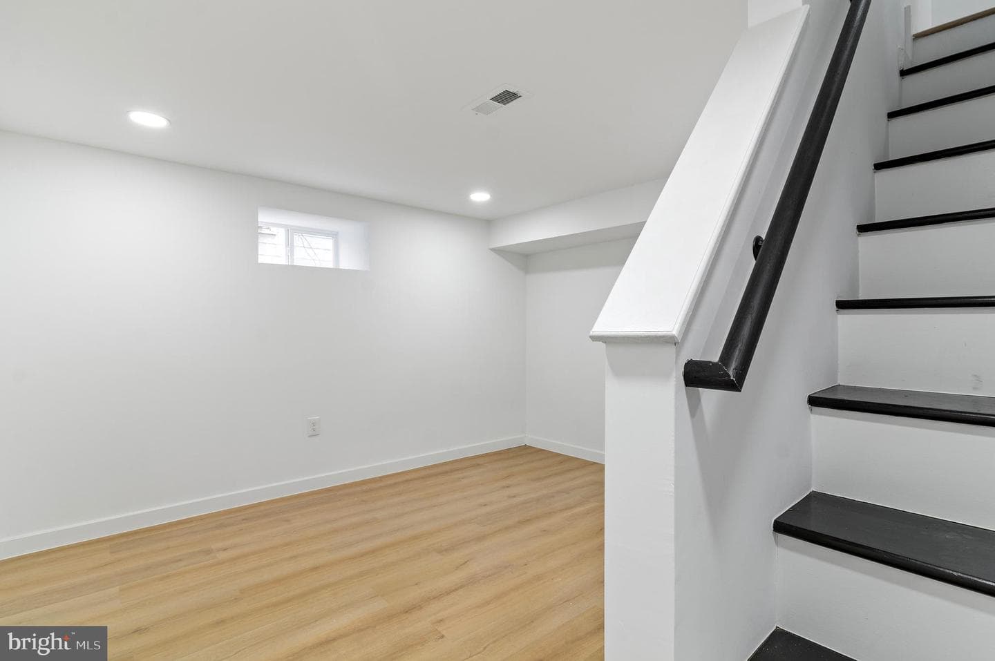 4008 Chesley Avenue photo 59