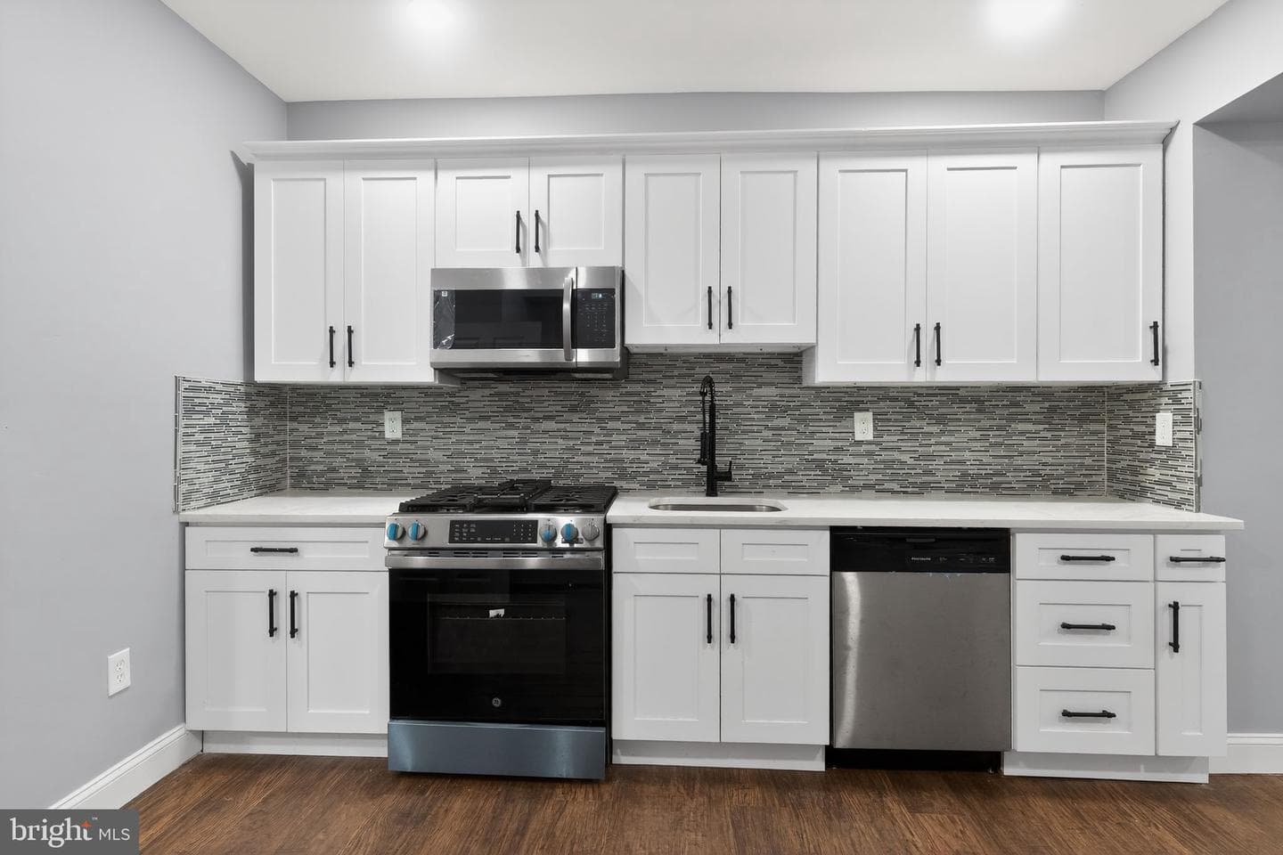 5018 Belair Road photo 11