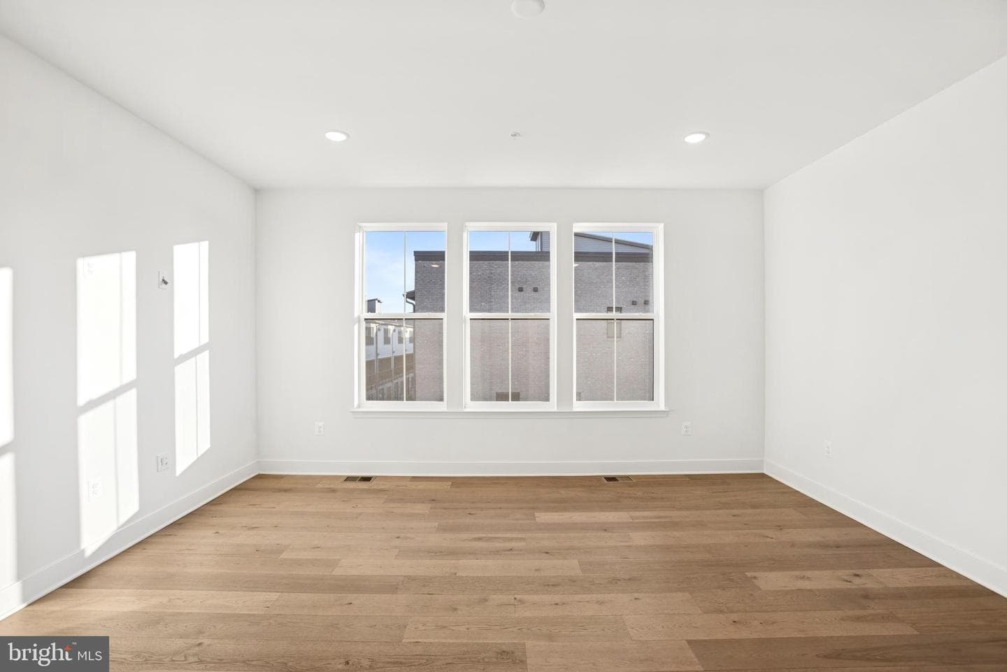 107b E Cromwell Street #2005 photo 28