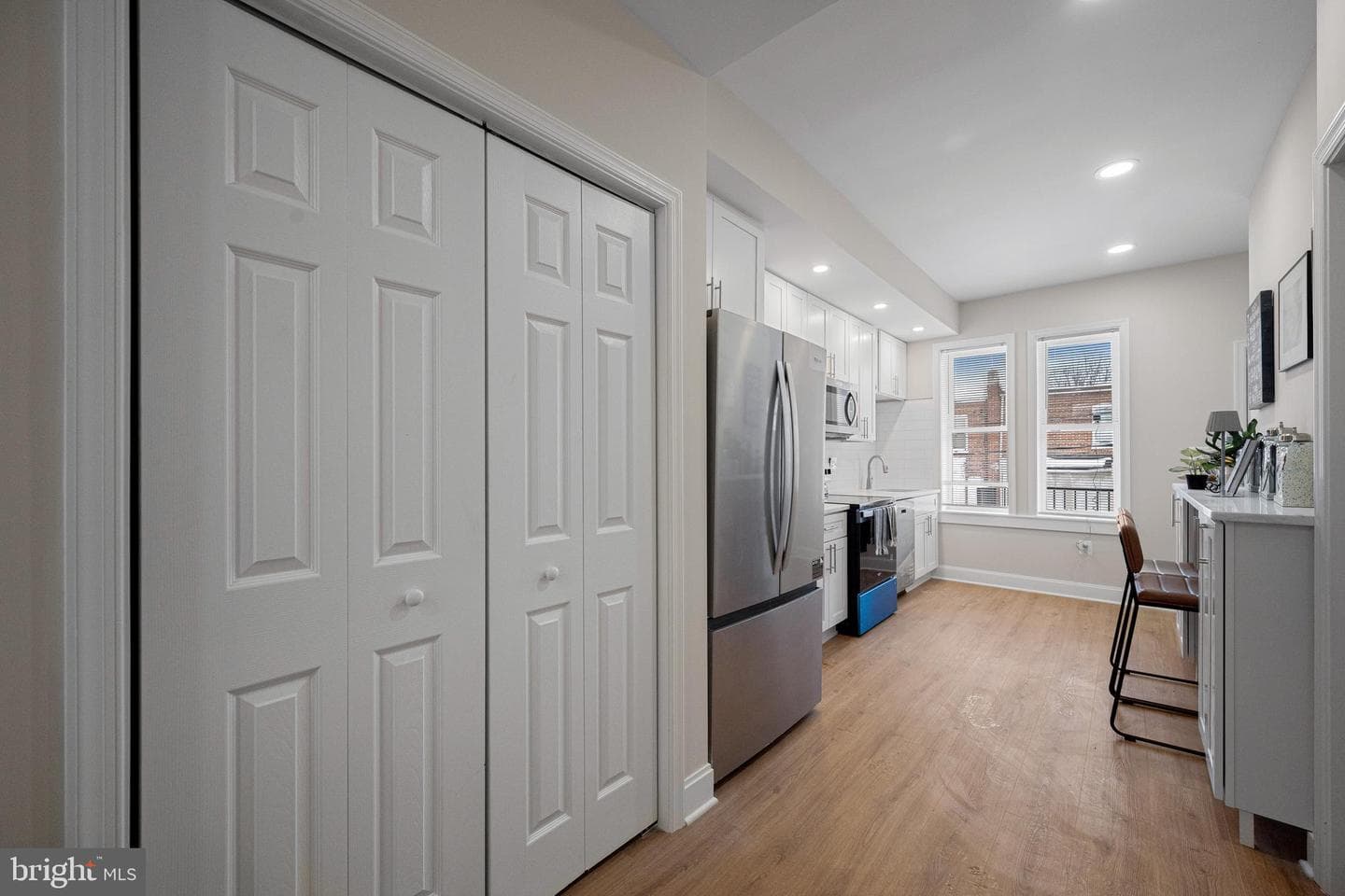 2323 Sidney Avenue photo 12