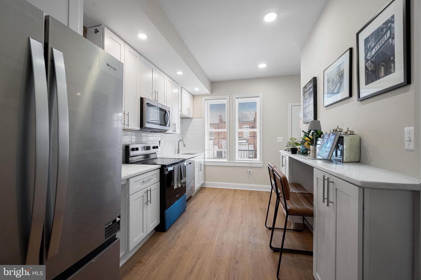 2323 Sidney Avenue photo 9