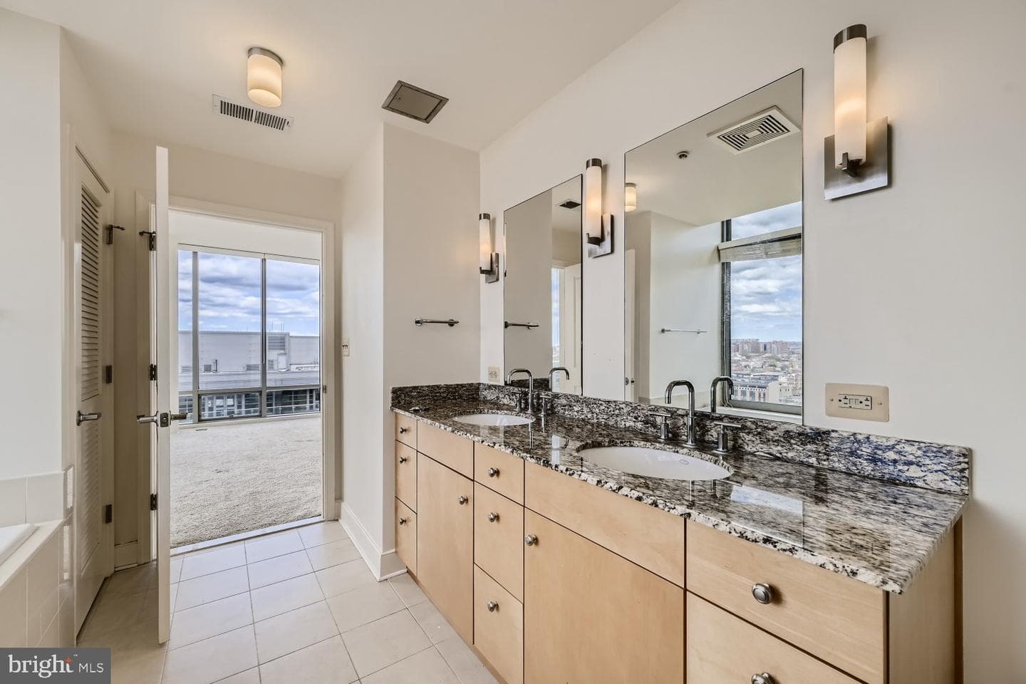 675 President Street #1709 photo 7