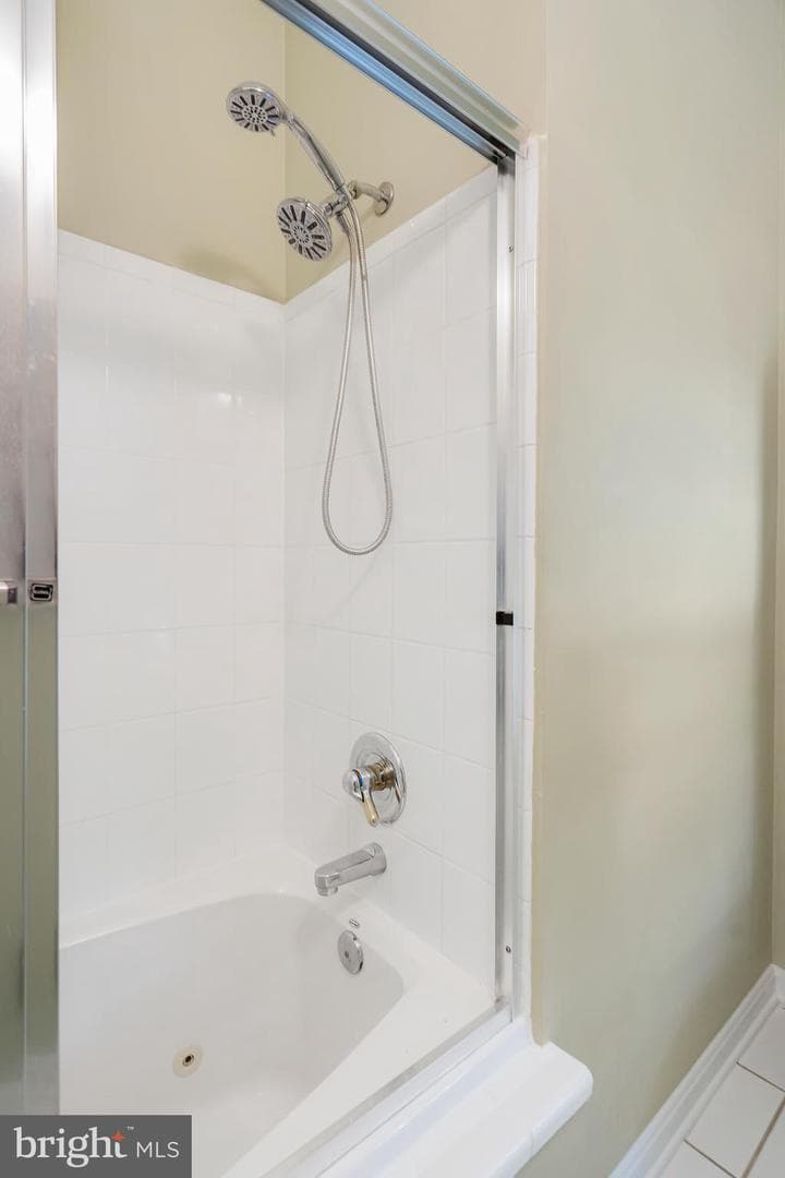 2937 Dillon Street photo 27