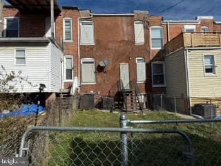 517 Chateau Avenue photo 3