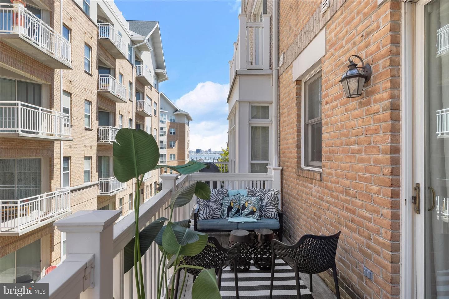 1220 Harbor Island Walk photo 17