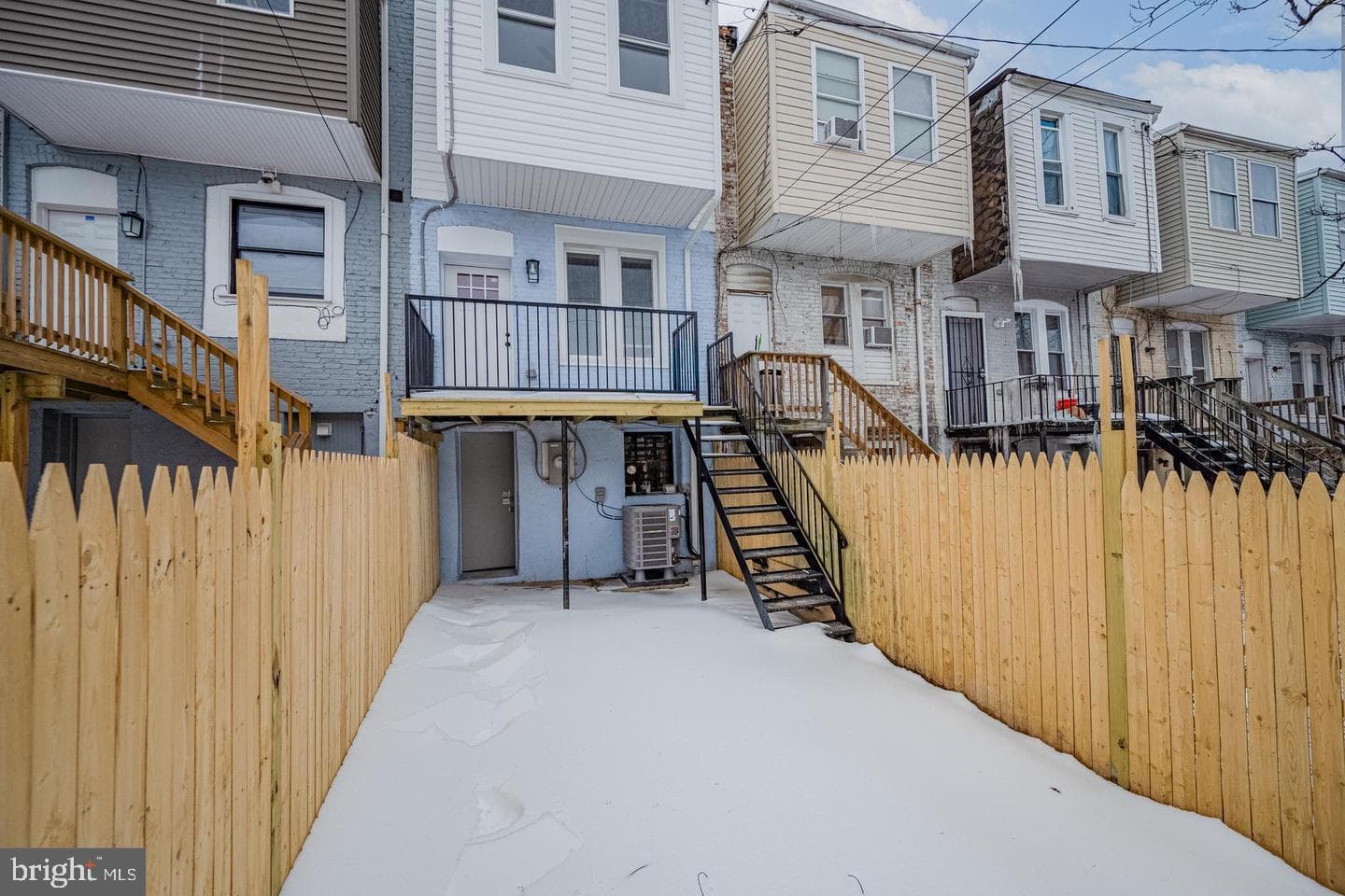 2326 Sidney Avenue photo 20
