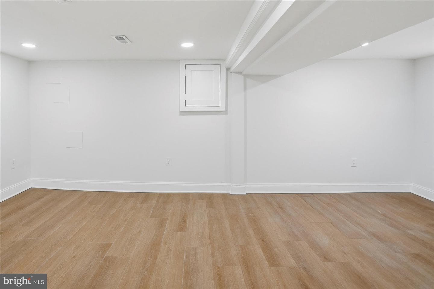 2912 Dupont Avenue photo 32