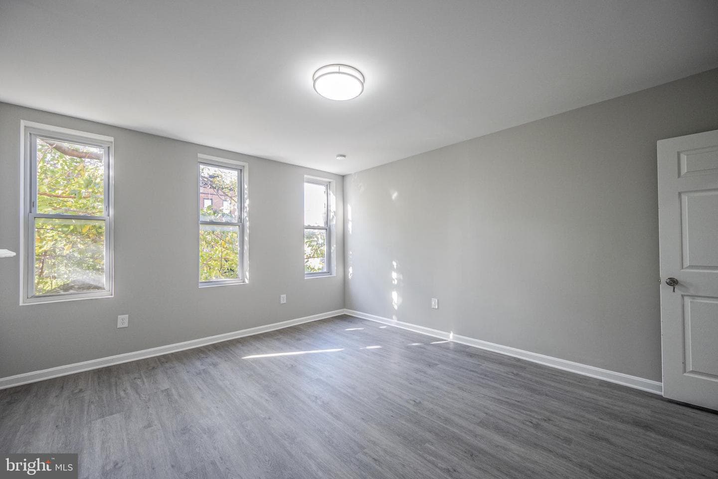1823 N Caroline Street photo 10
