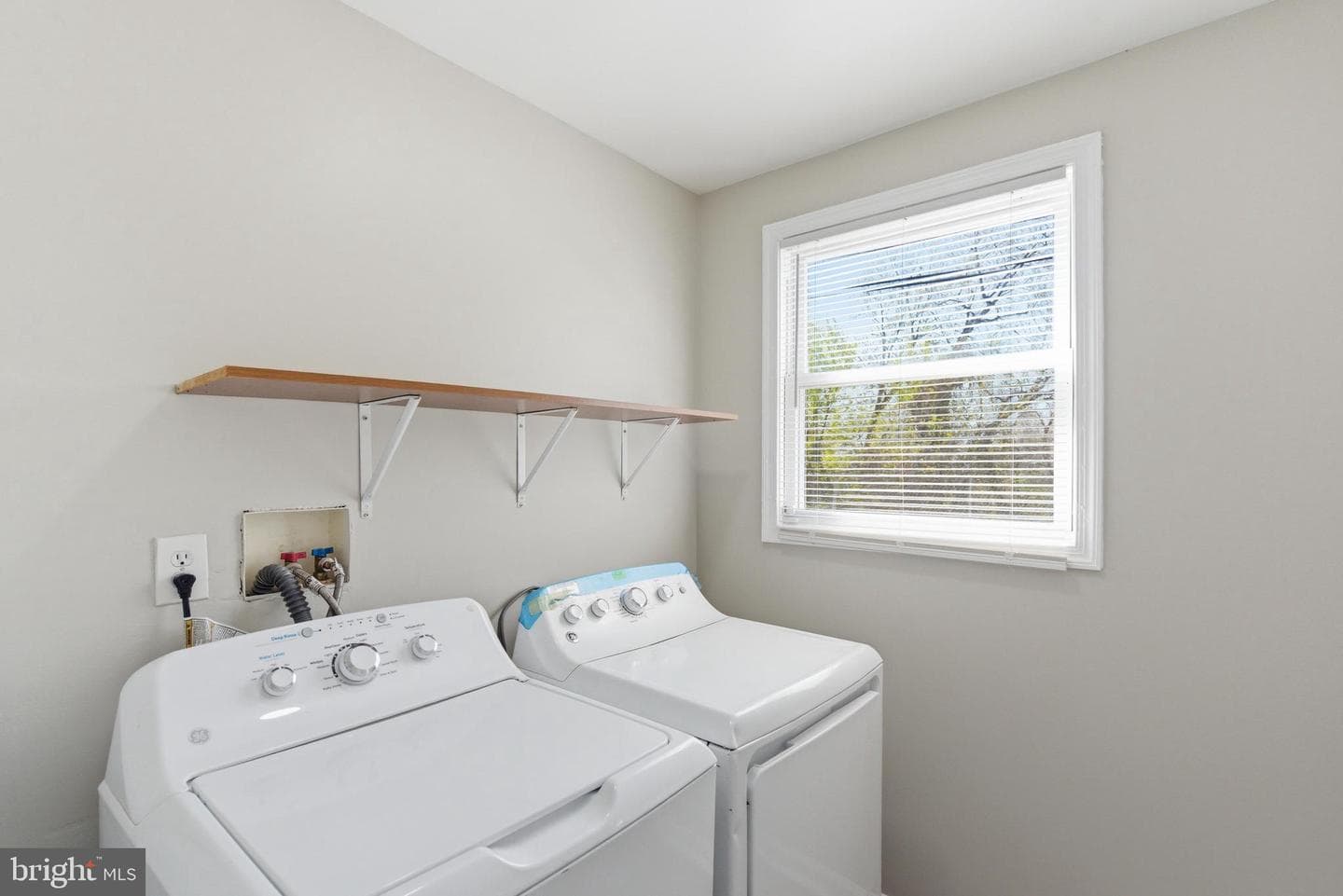 3427 Ravenwood Avenue photo 16