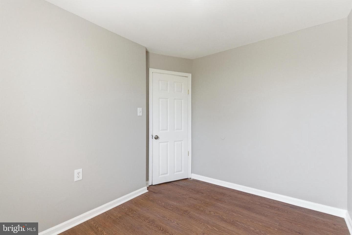 3427 Ravenwood Avenue photo 23