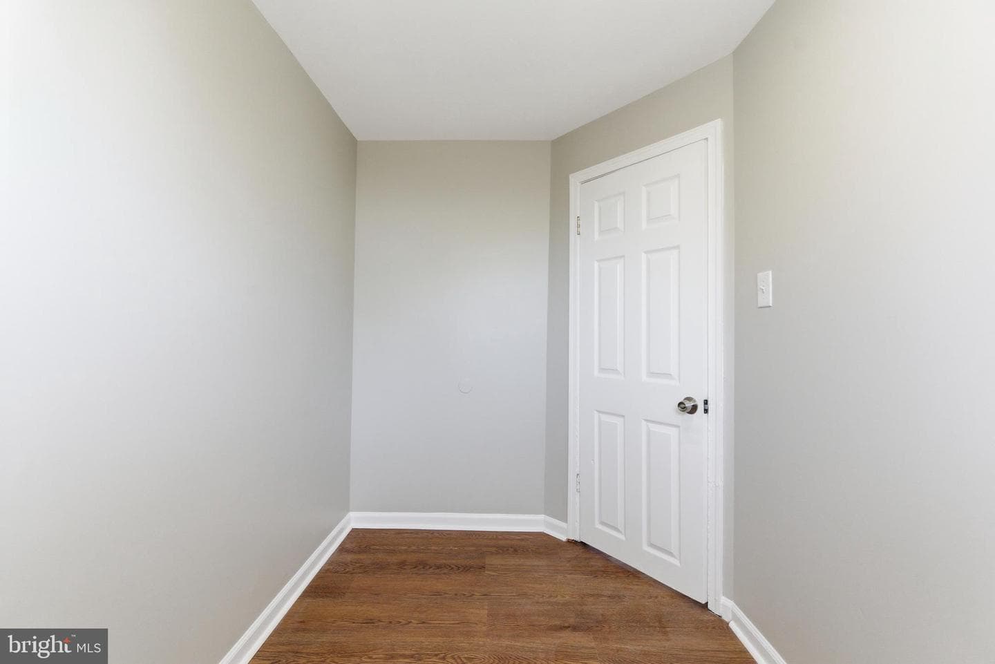 3427 Ravenwood Avenue photo 25