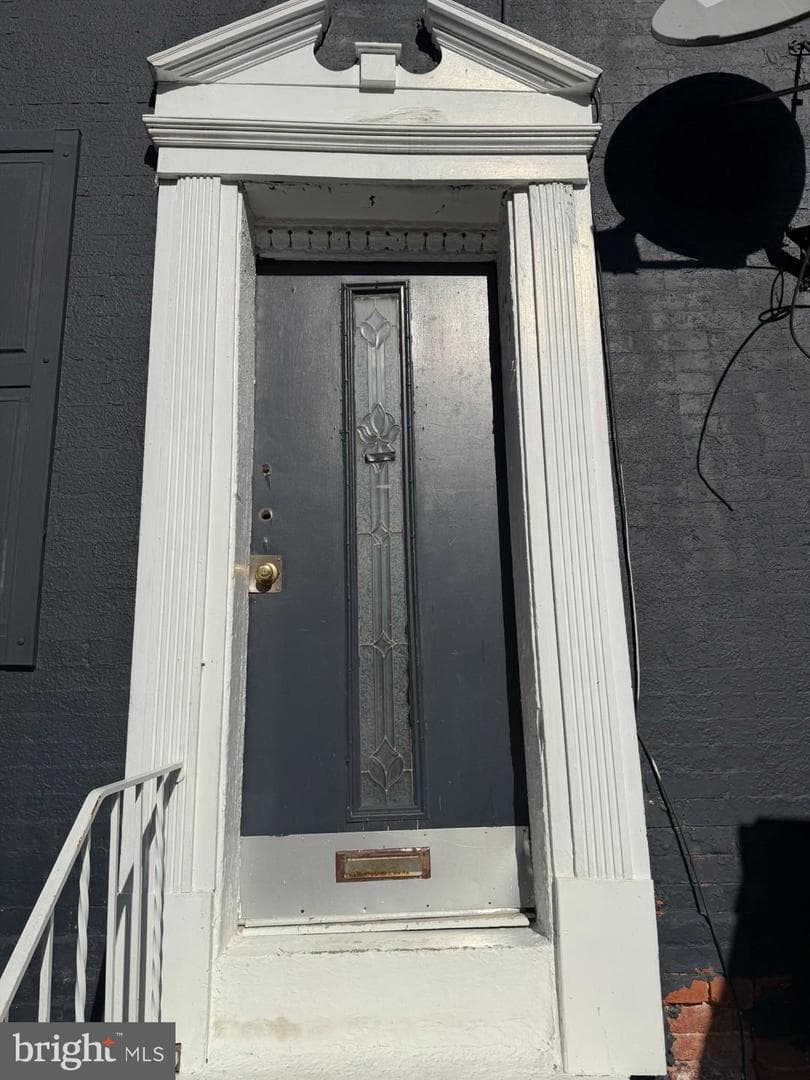 1604 Lemmon Street photo 2
