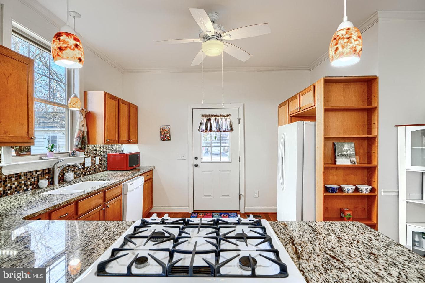 2215 South Road photo 11