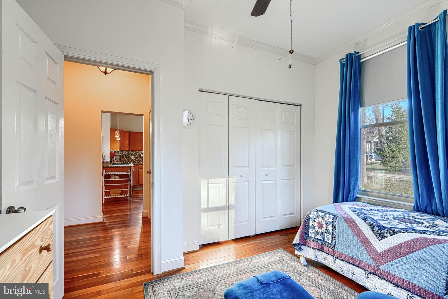 2215 South Road photo 18