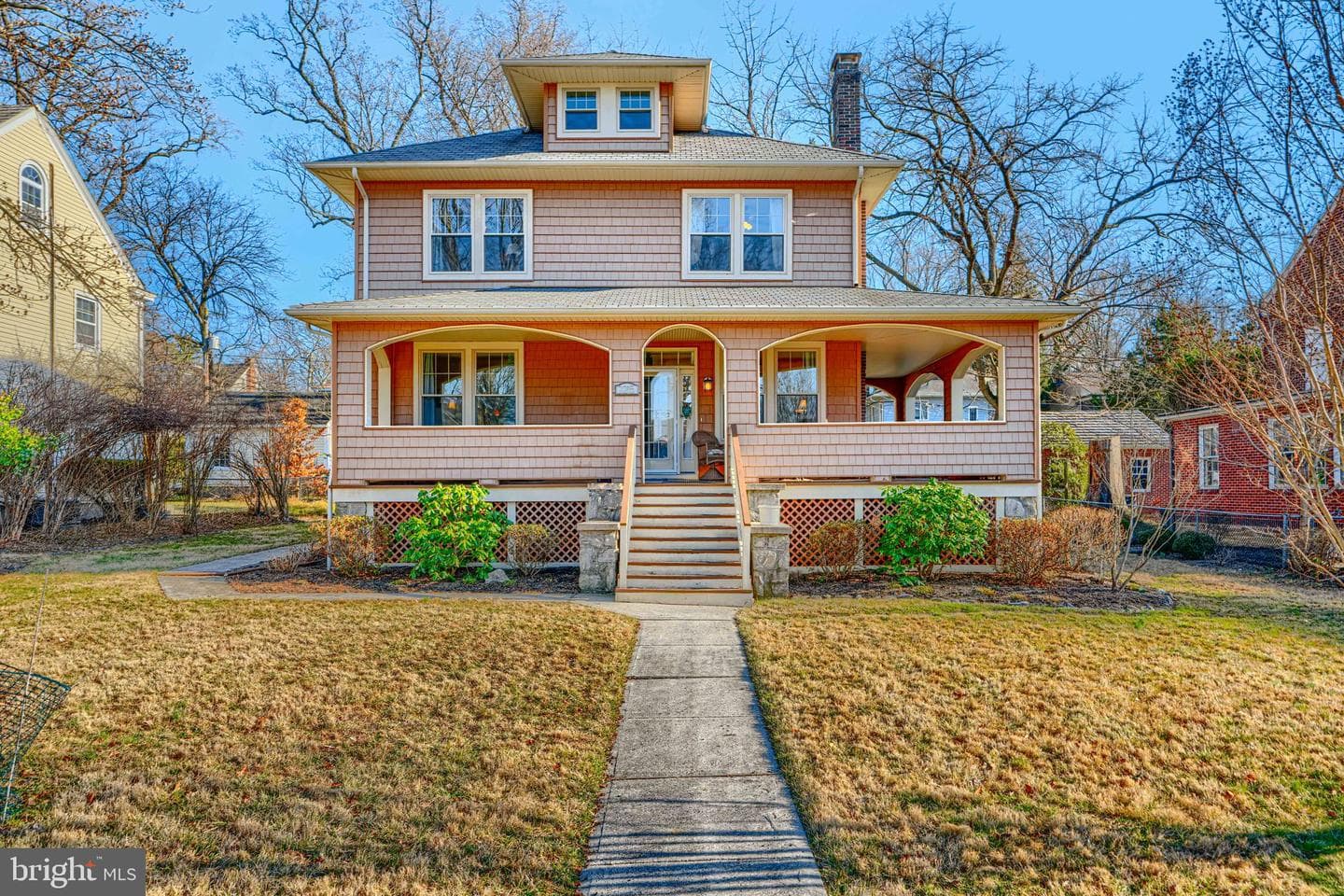 2215 South Road photo 3