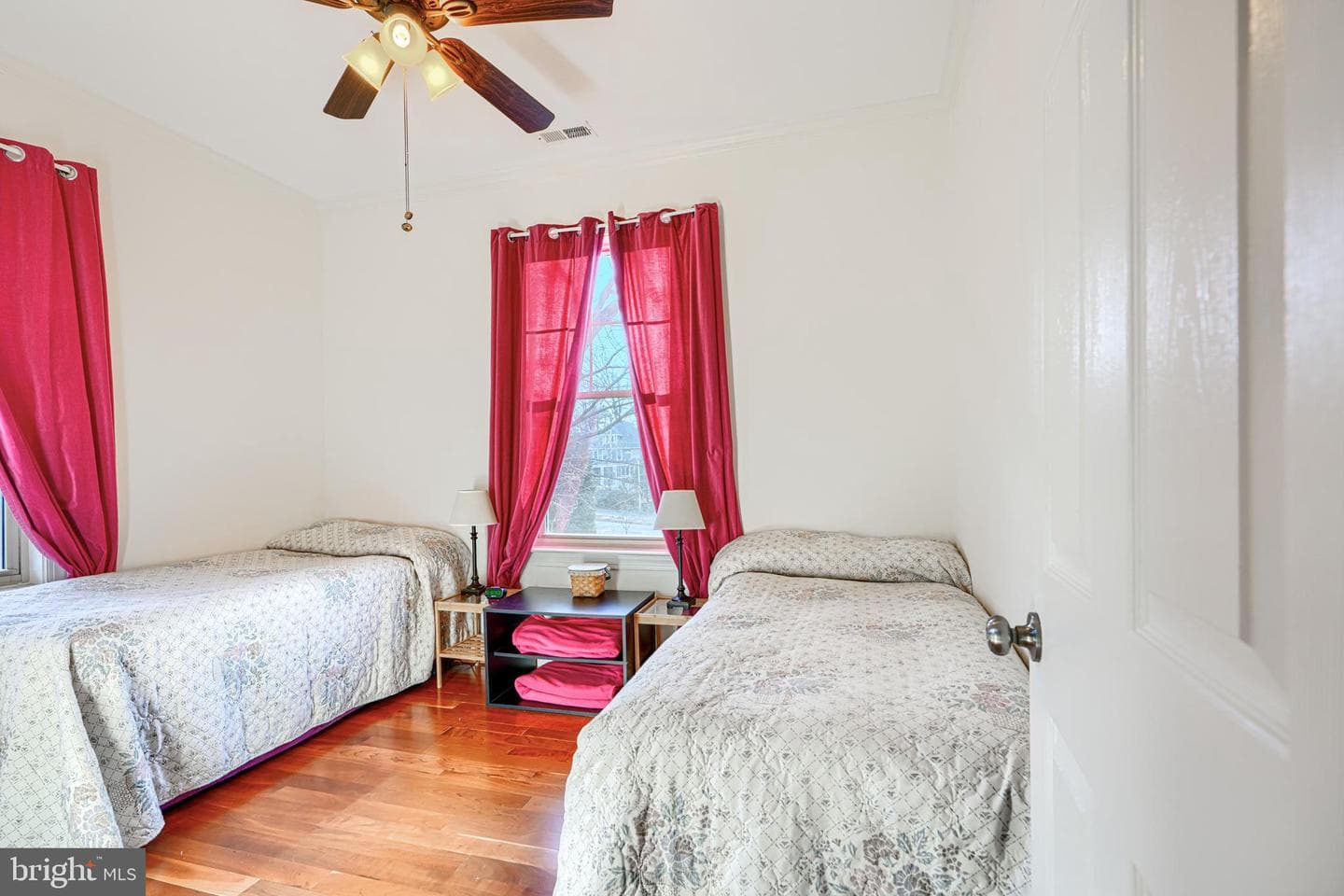 2215 South Road photo 30